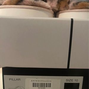 DOLCE VITA SOFT COZY SANDAL SLIPPERS SLIDES SLIPPERS HOUSE SHOES SIZE 10 NWOT